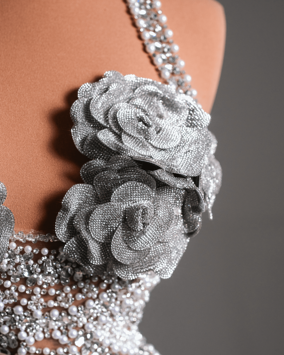 Emare Nude Long Dress with Flowers and Side Cape - BLINI