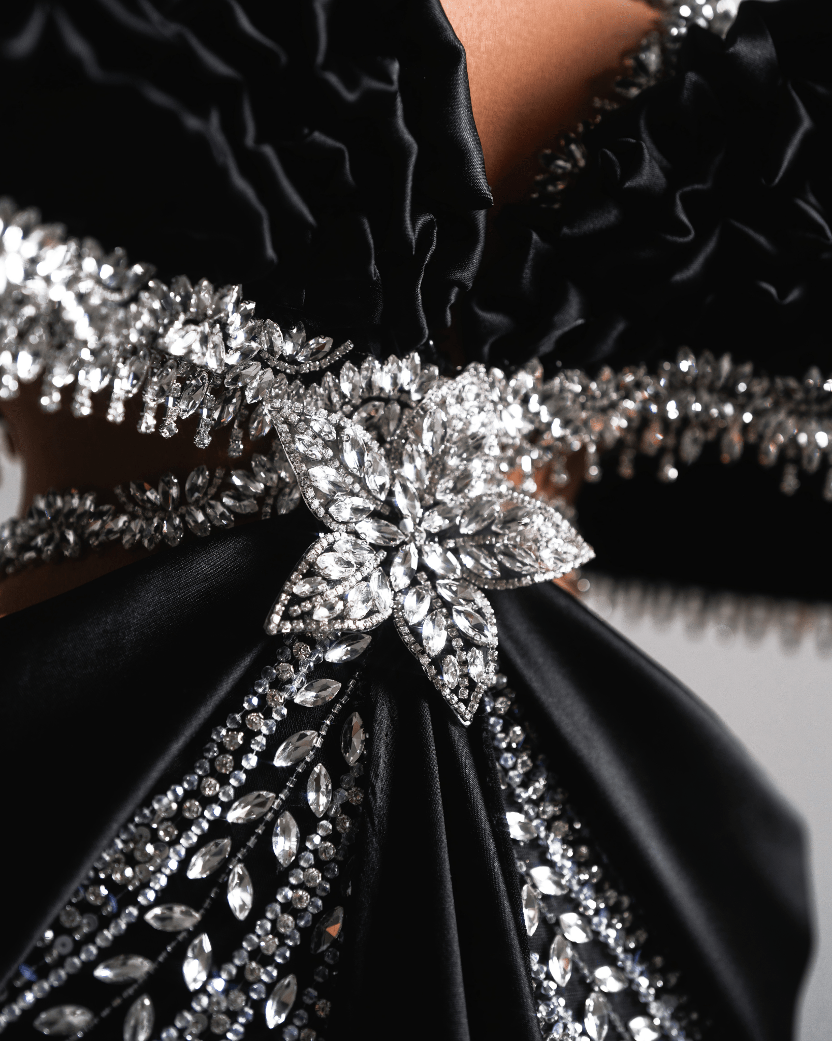 Joane Black Sleeveless Long Dress with Crystals and Cape - BLINI