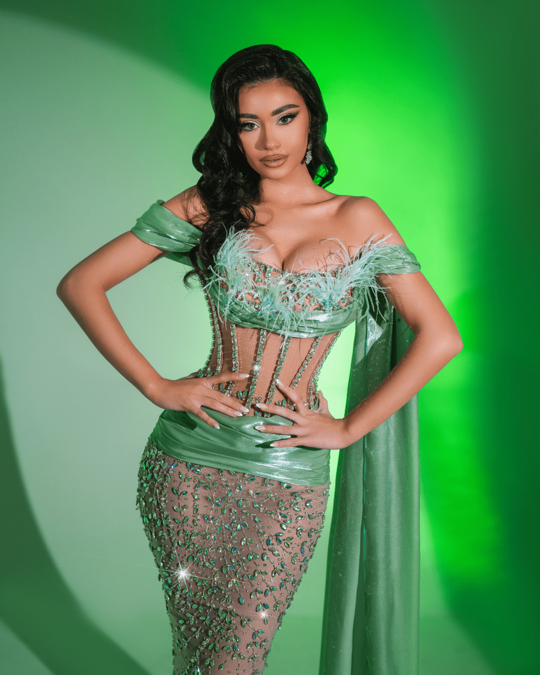 Reyda Green Long Sleeveless Dress with Cape and Feathers - BLINI