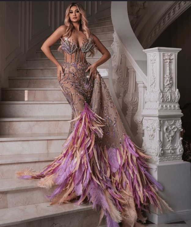 Selene Sleeveless Dress with Side Tail and Feathers - BLINI