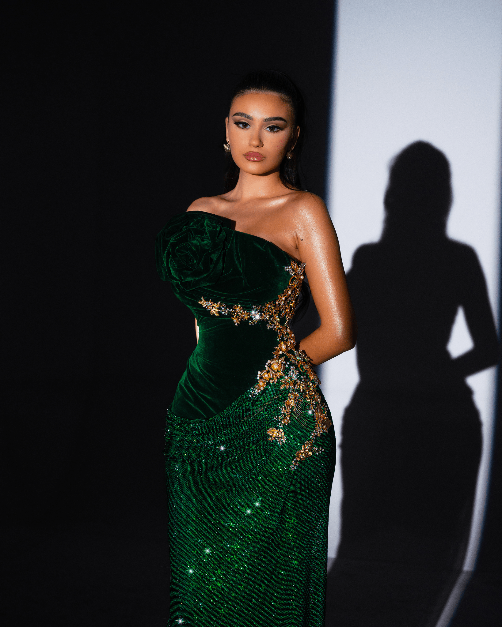 Vardella Sleeveless Emerald Green Dress with Gold Details - BLINI